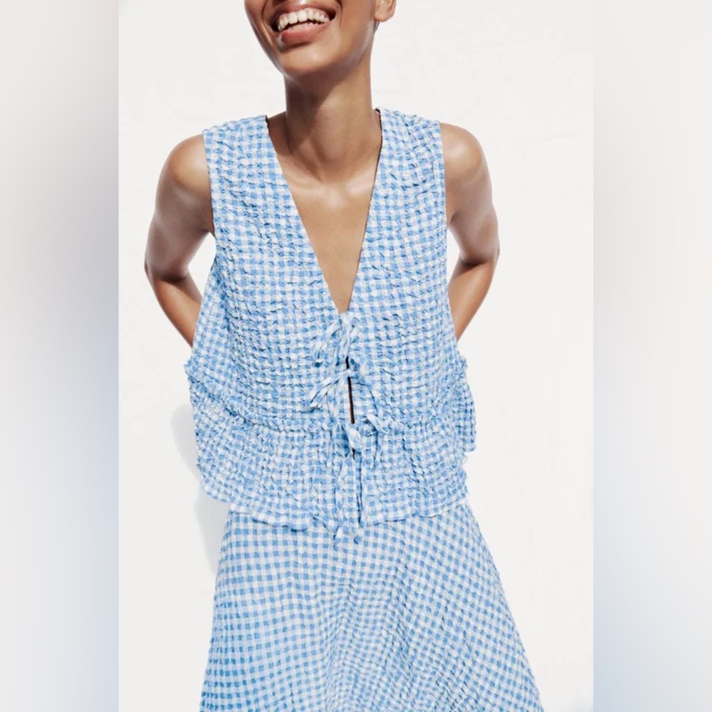 Zara Gingham Top / size small